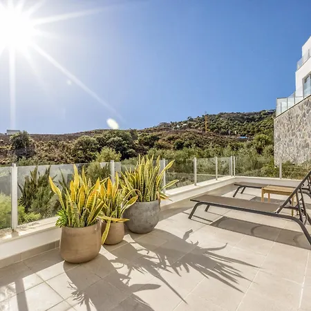 شقة Vivi Homes - Casa Element Pool, Terrace & Golf ماربيا