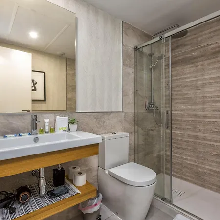 Vivi Homes - Casa Element Pool, Terrace & Golf Daire Marbella