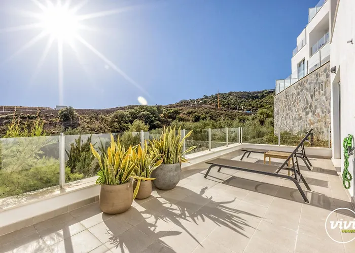 شقة Vivi Homes - Casa Element Pool, Terrace & Golf ماربيا