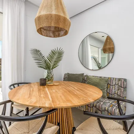 דירה Vivi Homes - Casa Element Pool, Terrace & Golf
